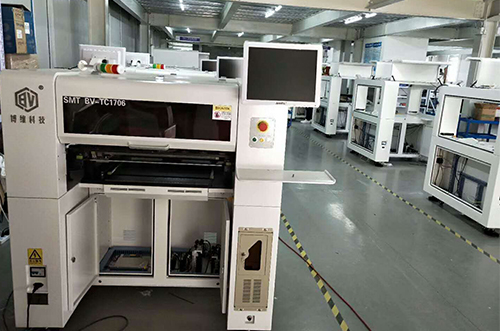 溫州客戶SMT設備專車送貨，貨到上門安裝調試